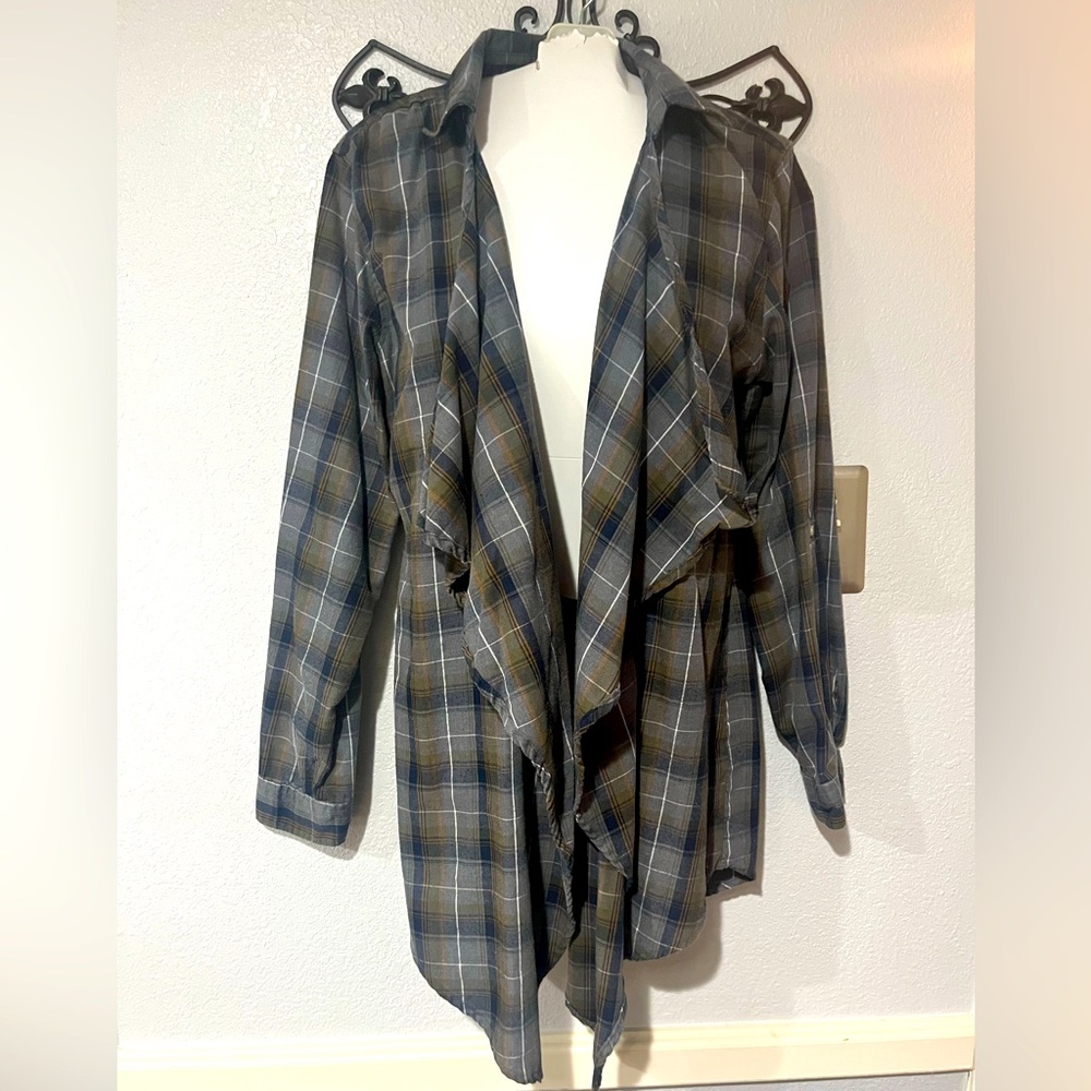 LEGENDARY WHITETAILS WOMENS LG. SHAKET
